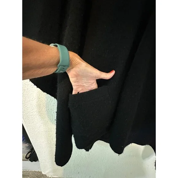 Vintage Pierre Cardin Black Wool Blend Shawl 51" X 31" - Picture 3 of 8